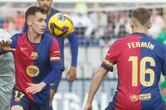 马卡：巴萨为注册球员，可能被迫出售卡萨多与费尔明