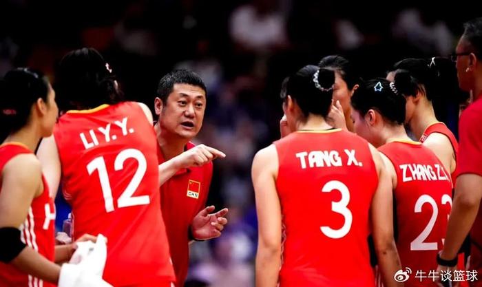 爱游戏平台体验-赵勇为啥不用朱婷？陈忠和曾评价朱婷：这种球员，100年才能出1个