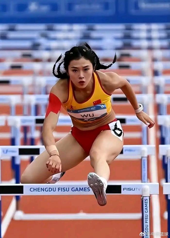 袒护？吴艳妮母亲：我闺女是抢跑不是抢劫！她像榴莲，不被喜欢很正常